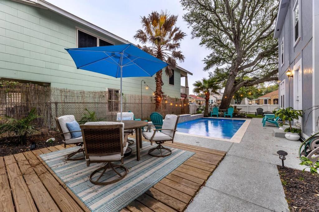 5/3 With A Heated Pool 2 Min From Beach, Updated 갤버스턴 외부 사진