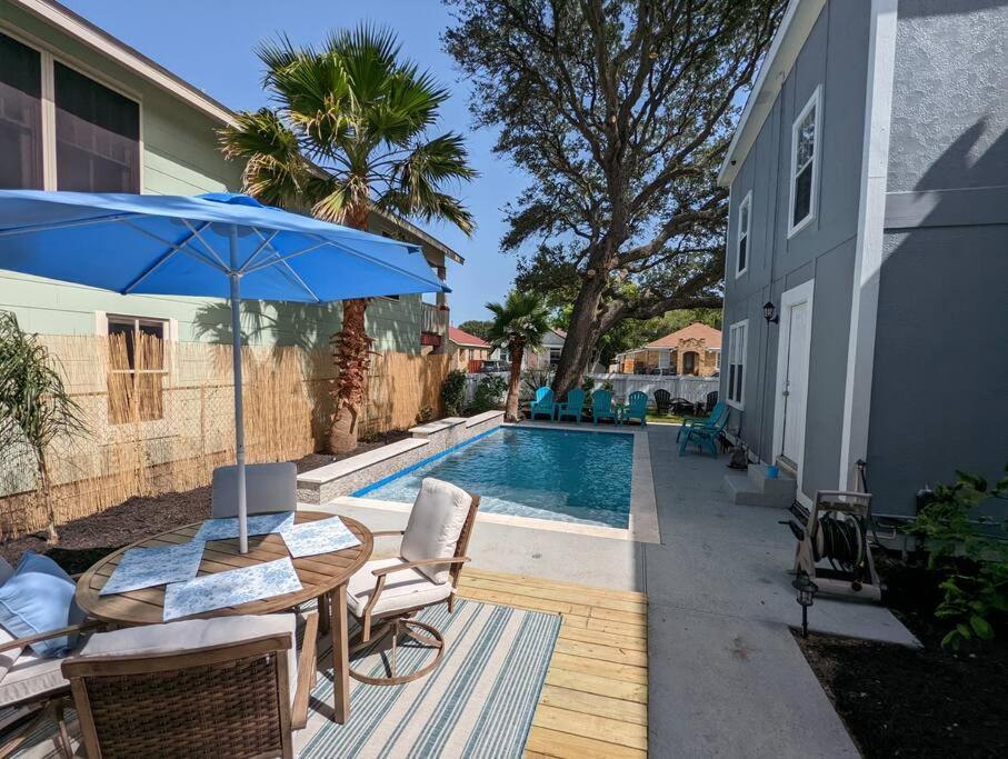 5/3 With A Heated Pool 2 Min From Beach, Updated 갤버스턴 외부 사진