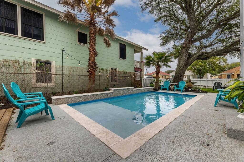 5/3 With A Heated Pool 2 Min From Beach, Updated 갤버스턴 외부 사진